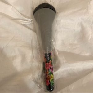 MAC powder/blush brush - 126SE